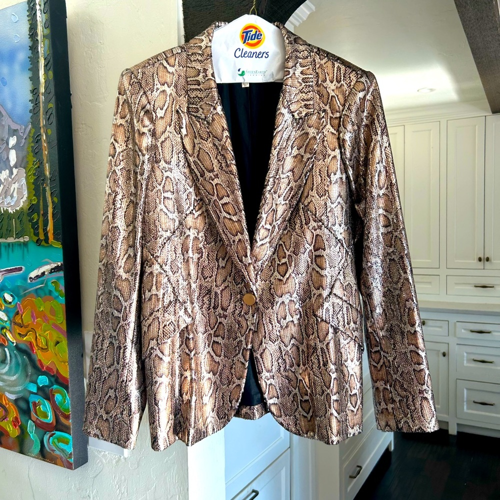 Gorgeous statement L’Agence blazer. worn twice.  perfect condition